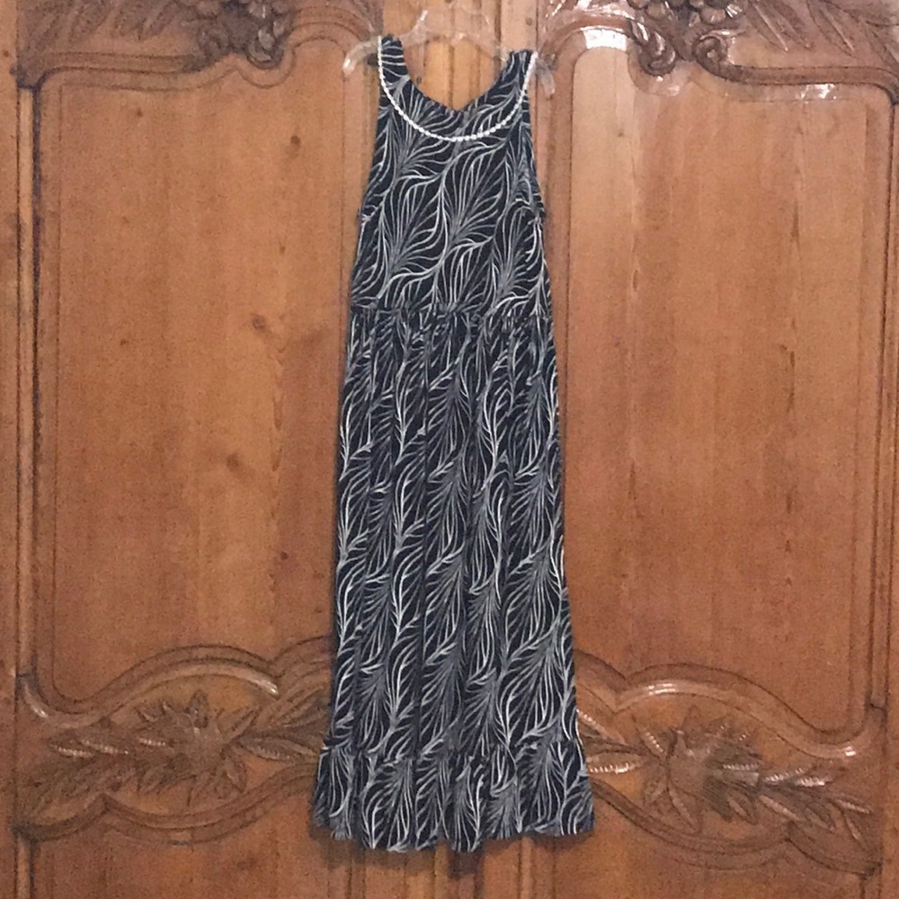 Crazy 8 Black/White Print Maxi Dress